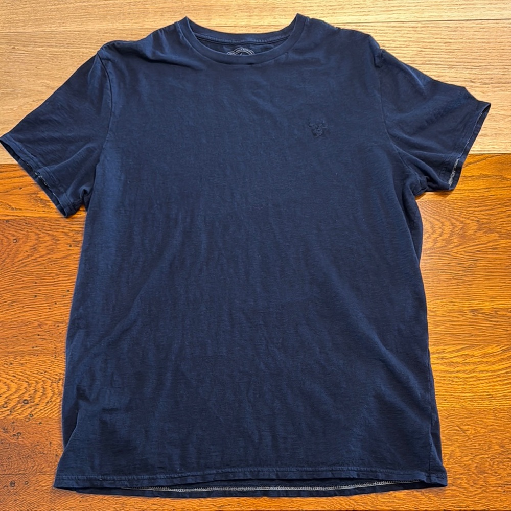 American Eagle Outfitters Legend Blue Short Sleeve Tee. Size XL